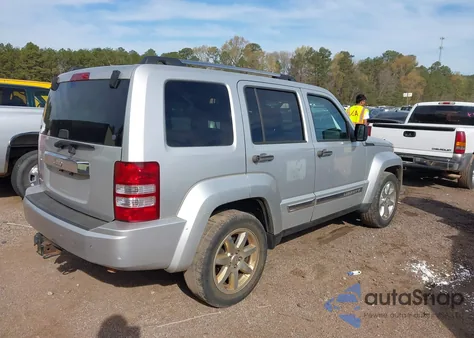 2010 Jeep Liberty Limited z USA, uszkodzony, nr VIN 1J4PP5GK3AW146481